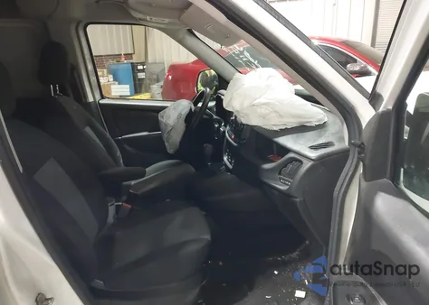 2021 Ram Promaster City Tradesman z USA, uszkodzony, nr VIN ZFBHRFAB2M6U19517